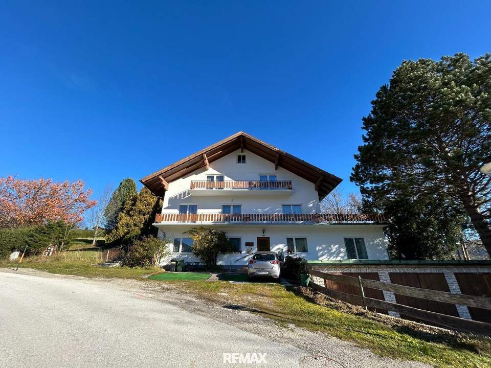 Kaufanbot vorliegend! Großzügiges Anwesen mit traumhaftem Ausblick!
