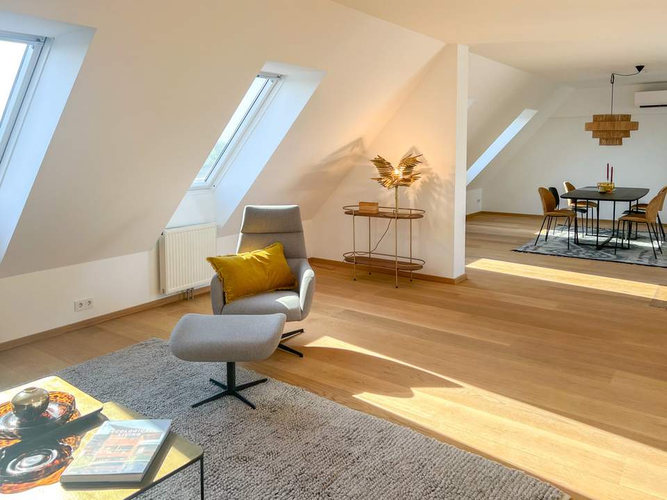 Exquisite Dachgeschosswohnung mit Terrasse und Rundumblick in Alt-Penzing