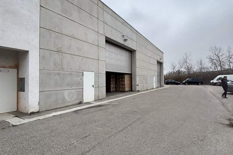 Industriehalle 2000 m² mit Grund 4700m², Gewerbeobjekt-legalform.mietkauf, 1.600.000,€, 3500 Krems an der Donau(Stadt)