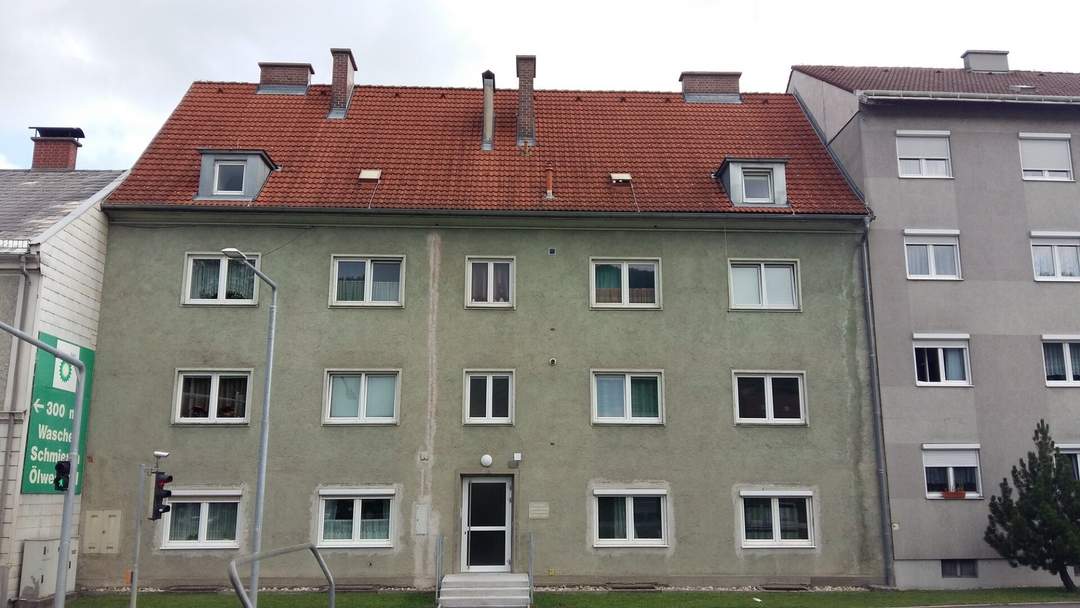 unbefristete und wohnliche 2-Zimmer-Wohnung