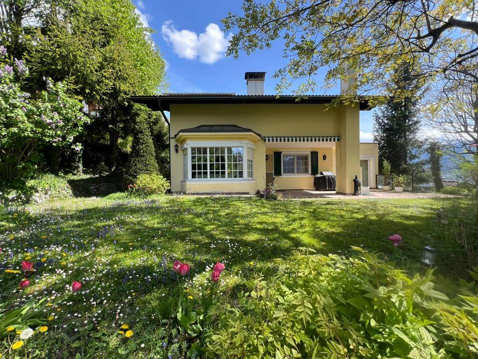 Villa mit Traumblick in Ruhelage oberhalb von Innsbruck