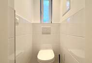 Elegante 3-Zimmerwohnung mit Balkon in saniertem Altbau