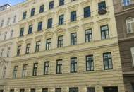 ROHDACHBODEN MIT AUSBAUSTUDIE IN AUGARTENNÄHE