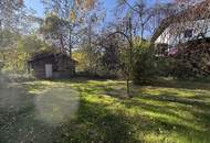 Renovierungsbedürftiges Haus mit herrlichem Garten