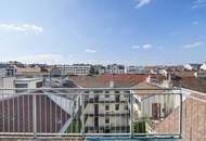Weitblick, Ruhe & zentrale Lage – Sonnige Altbauwohnung mit Balkon