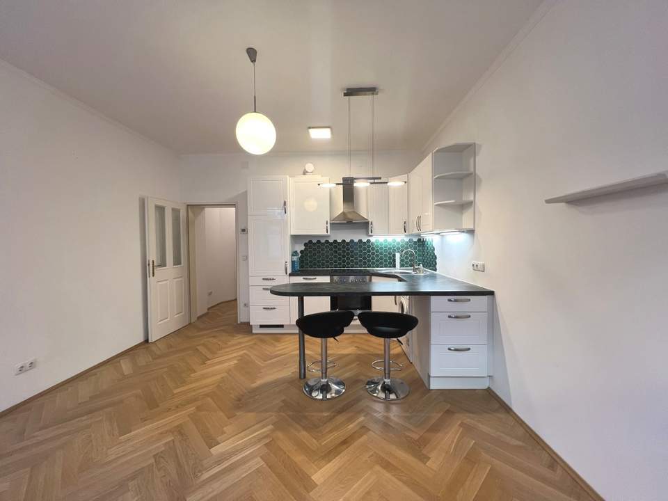 Moderne ZWEI Zimmer Wohnung – an der Grenze zwischen dem 14 und 15 bez.