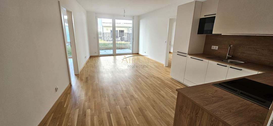 Erstbezug 3-Zi Gartenwohnung mit Terrasse, Fußbodenheizung &amp; Einbauküche in 1220 Wien!