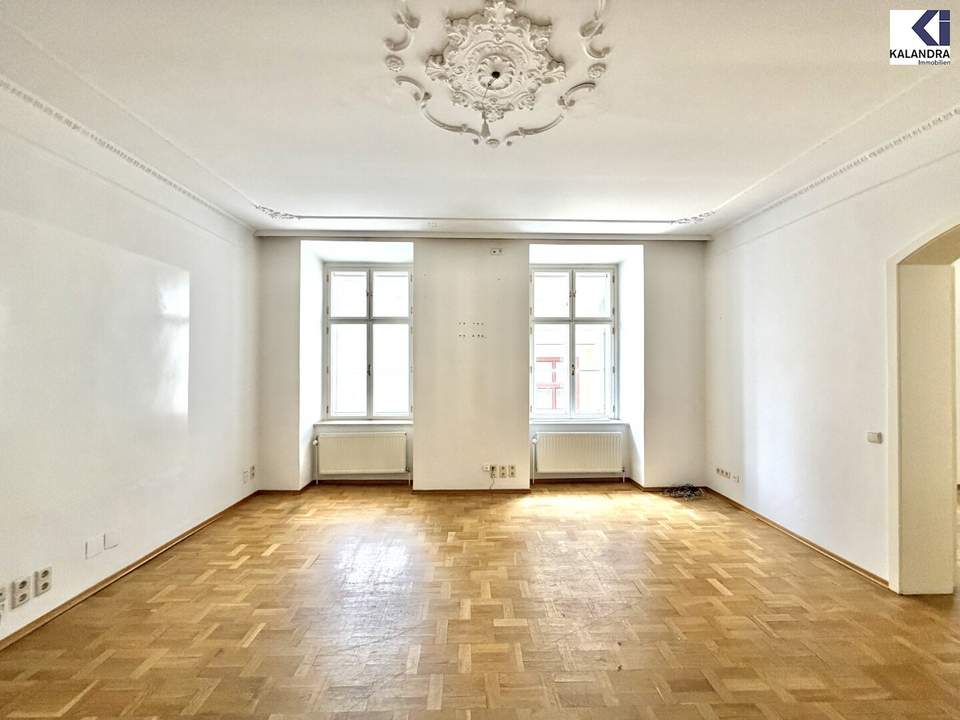 ALTBAUWOHNUNG IM PALAIS ESTERHAZY