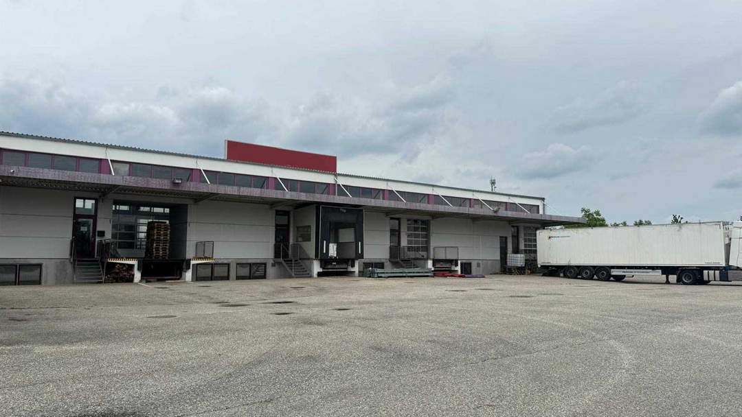 Bestandsfreie Gewerbeliegenschaft mit Lagerhalle &amp; Bürotrakt