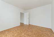 Ab August! Nahe Bahnhof Liesing! Ruhige 2-Zimmer-Wohnung am Stadtrand zu vermieten!