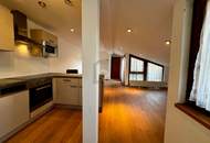 SUPER LAGE IN RUHIGER GEGEND UND ZWEI TERRASSEN MIT SICHT AUF MARIA-PLAIN