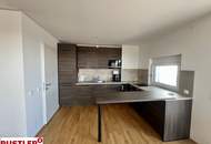 **ATTEMSGARTEN - HOCHWERTIGE 4 Zi WOHNUNG INKL. KÜCHE - 2 TERRASSEN - 2 BÄDER UND FITNESS**