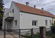 Sanierte Doppelhaushälfte in Ternitz, 4 Zimmer, Garten, Balkon & Grünblick!