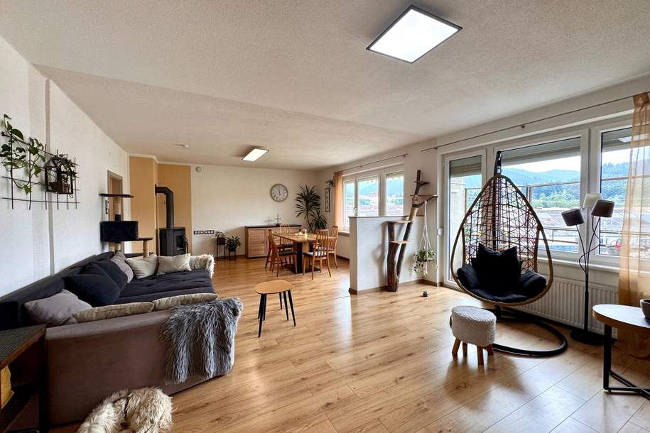 Helle 6-Zimmer-Wohnung mit 2 Balkonen, 2 Bädern und Kamin, Wohnung-kauf, 160.000,€, 8750 Murtal