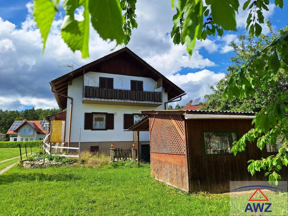 Bastlerhaus auf großem sonnigen Grundstück in ruhiger Lage von Ilz!