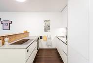 Zentrale, kernsanierte 2-Zimmer-Wohnung in absoluter Ruhelage