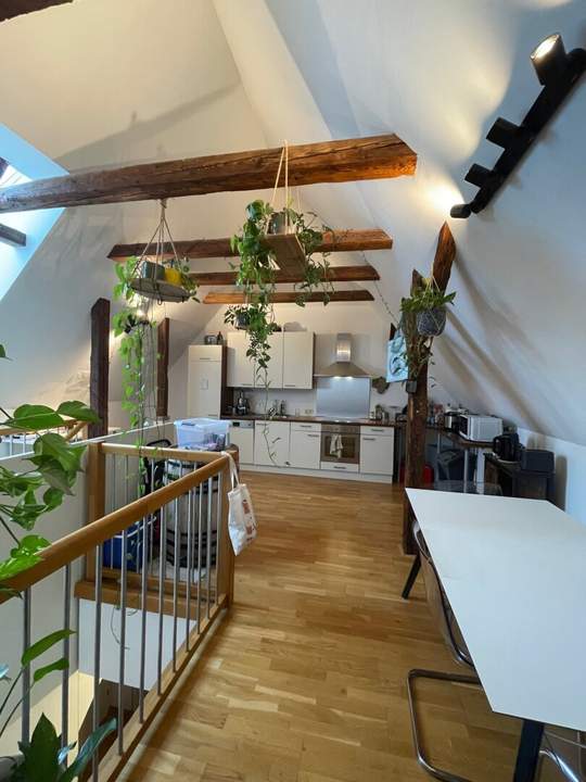 Graz-Zentrum Gries: Derzeit Vermietet: Umgebaute, schöne 4 Zimmer-Maisonette als Kapitalanlage! Im 2.OG, für Anleger und Endverbraucher - ab 08/29 Eigenbedarf möglich !!