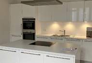 | 4 ZIMMER | LOGGIA | MIT EINBAUKÜCHE | NAHE TAUBSTUMMENGASSE | AB SOFORT