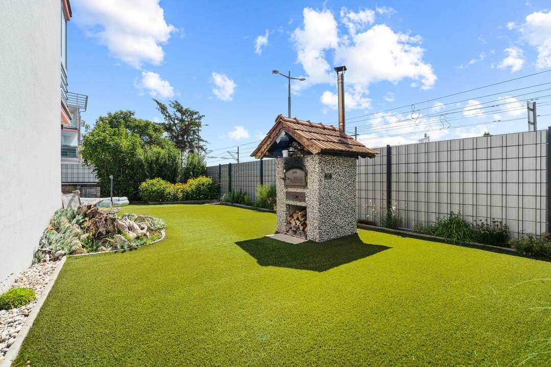 PROVISIONSFREI FÜR DEN KÄUFER! "Badeteich Hirschstetten - Wohnoase mit Garten & Garage – 3-Zimmer-Traum"