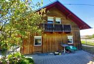 Behagliches Einfamilienhaus mit Naturteich, Wintergarten und Carport in Roßbach