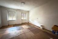 Sanierungsbedürftiges Wohnhaus mit 1.375 m² großem Grundstück in Schachendorf!