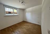 Erdgeschoß-Wohnung mit Loggia