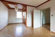 EIN- ODER ZWEIFAMILIENHAUS, gute Substanz, Modernisierungsbedarf