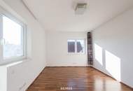 NEUER PREIS! Modernes Mehrfamilienhaus mit drei Einheiten in Steyr! Anleger und Großfamilien aufgepasst