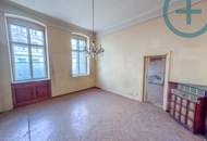 Sanierungsbedürftige gut aufgeteilte 2 Zimmer Wohnung