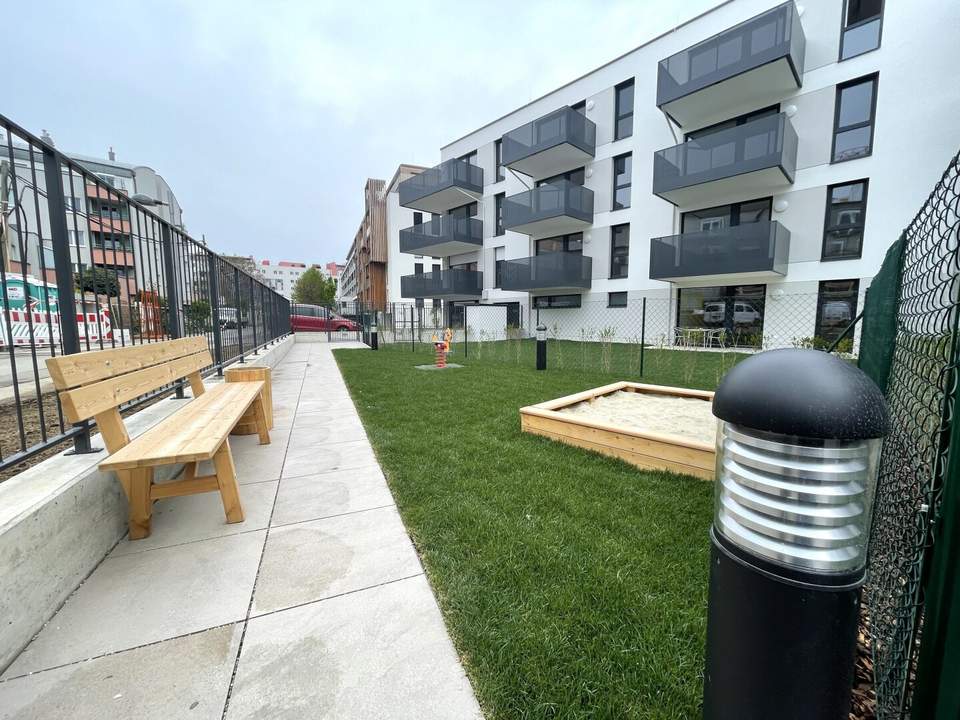 Wunderbare 2 Zimmer Wohnung im ruhigen Teil von Simmering - absolute Ruhelage inkl. Terrasse und Klimaanlage