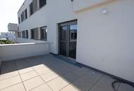 Urlaubsstimmung in Ruhelage - 100m² Eigentumswohnung, Wohnküche, Balkon, 3 Schlafzimmer, 2 Bäder, Parkplatz, Carport und Pool!