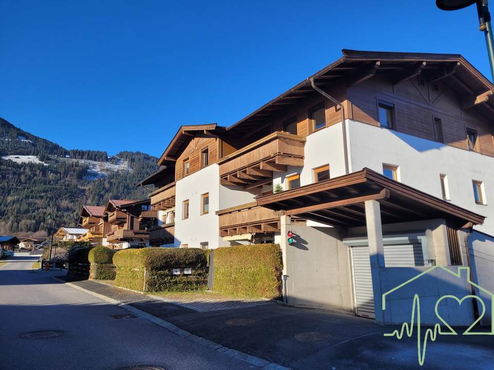Traumwohnung in Toplage: Dachgeschoß mit Balkon & Garage in Reith bei Kitzbühel!