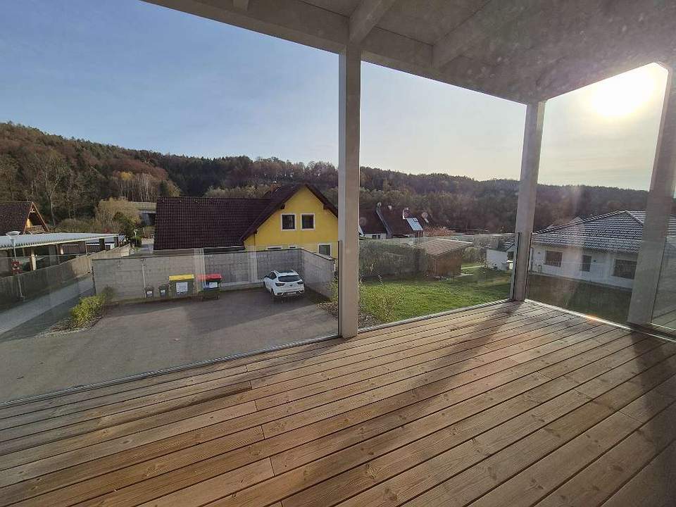 Ca. 72,85 m² große Erstbezugswohnung - rd. 14 m² großer Balkon, inkl. Parkplatz (Carport möglich)!