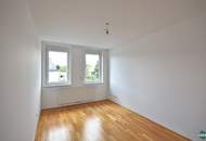 Helle 5-Zimmer-Wohnung mit Westbalkon, Klimaanlage und Tiefgarage