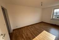 Sonnige Grünlage, ausgewählte Nachbarschaft &amp; Entspannung pur: sanierte 3-Zimmer-Wohnung im oberen Stock eines kleinen Mehrparteienhauses mit moderner Dusche und viel Privatsphäre!