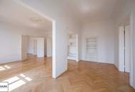 Elegante 4/5 Zimmer Altbauwohnung mit separater Küche, 2 Bädern - gut geschnitten &amp; modern ausgestattet!