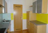 12249 Top- Wohnung mit Tiefgarage