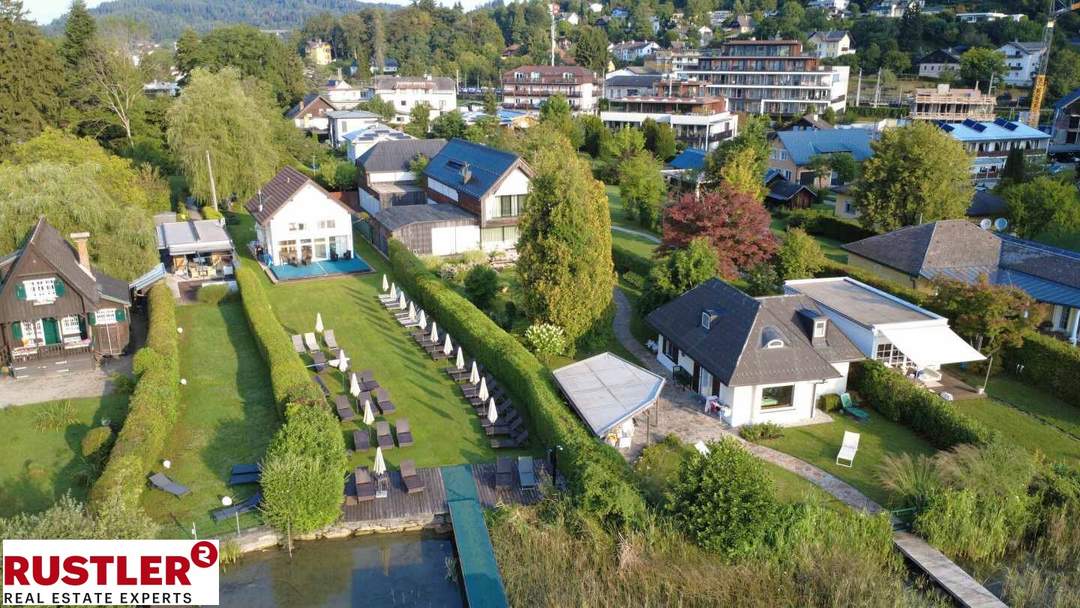 Exklusive Eigentumswohnung am See mit Privatstrand