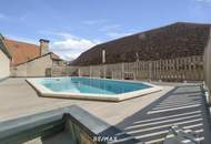 Wohn-/Geschäftshaus am Hauptplatz von Neumarkt in der Steiermark