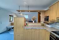 OPEN HOUSE am 25.10.! Traumhafte Aussicht trifft vielseitiges Wohnen - Mehrfamilienhaus in Pöllauberg!