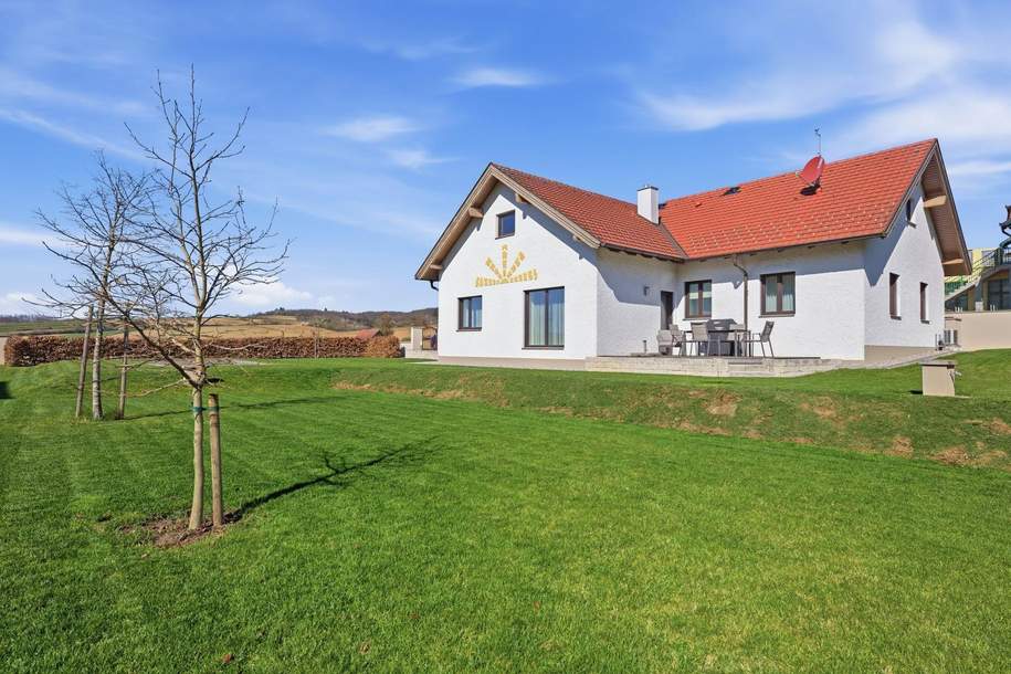 IHR TRAUMHAUS IN OBERTHERN BEI HOLLABRUNN - Exklusives Wohnparadies eines raumoffenen Konzepts!, Haus-kauf, 615.000,€, 3701 Hollabrunn