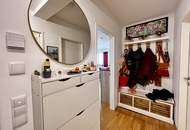 Stadt & Ruhe vereint: Stylische 2-Zimmer-Wohnung mit Loggia