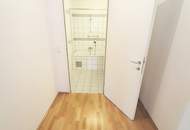 2-Zimmer-Wohnung mit Balkon und herrlichem Blick ins Grüne - Hietzinger Hauptstraße ums Eck