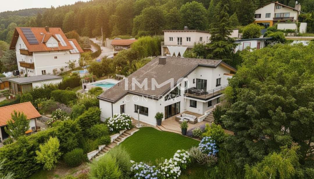 Fernblick Refugium am Hexenberg – Exklusive Architektenvilla in Besthanglage mit Schwimmteich und Gästehaus