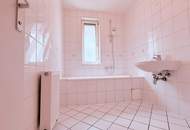2,5 Zimmer, viel Charme & ein Innenhof zum Verlieben