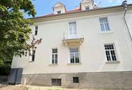 Generalsanierte 151m2, 5 Zimmer in Villenetage mit Gartenanteil und Parkplatz