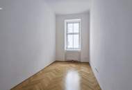 RUHIGE 4-ZIMMER WOHNUNG MIT BALKON AUF DER MAHÜ
