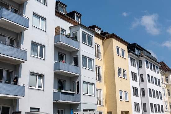 Mehrfamilienhaus mit Terrasse und Garage, Gewerbeobjekt-kauf, 557.400,€, 2191 Mistelbach
