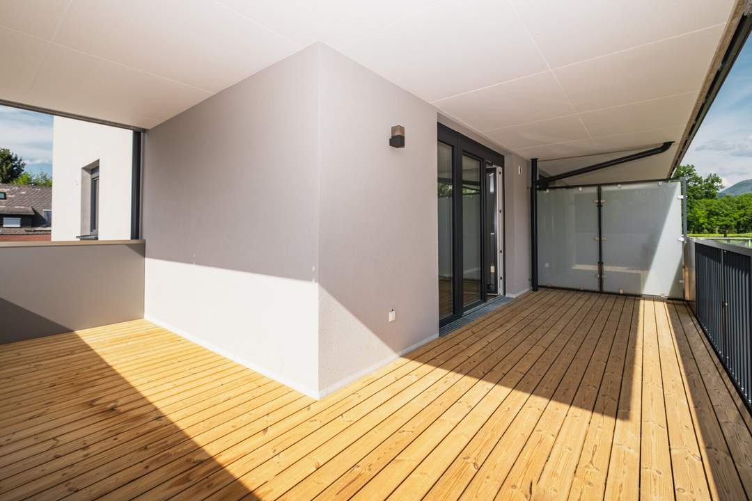 BEZUGSFERTIG! 2 Zimmer Wohnung mit sonnigem Balkon