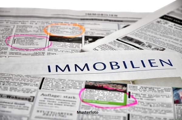 Bestandsgebäude mit Nebengebäude